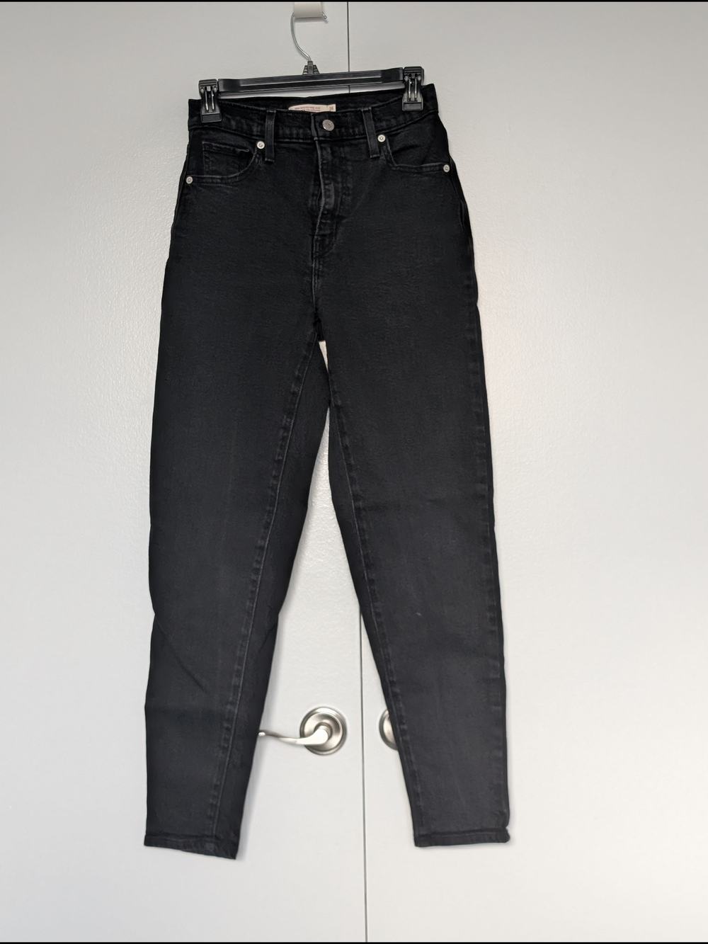 Levi's High-waisted Mom Jeans